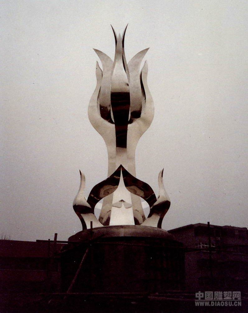 鹤啸九天主题曲