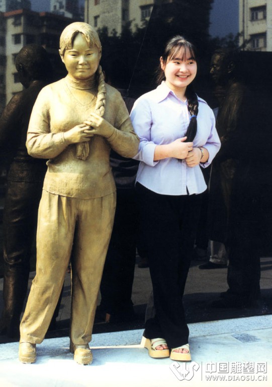 16.深圳人一天.JPG